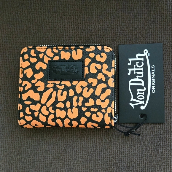 Von Dutch Handbags - Von Dutch "Orange🧡 Cheetah" Bifold✌️ Wallet - NWT